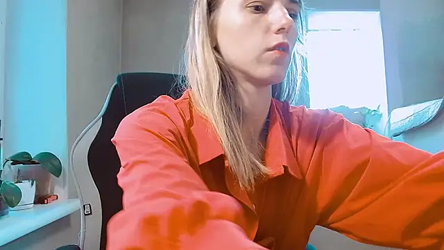 RosaJil online show from September 28, 2025, 1:05 pm