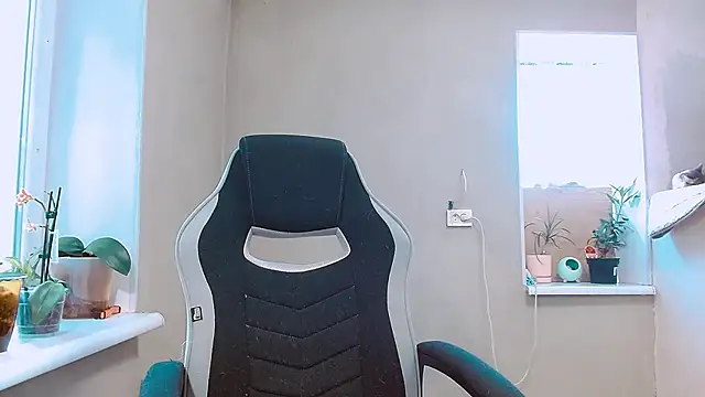 RosaJil online show from October 2, 2025, 1:51 pm