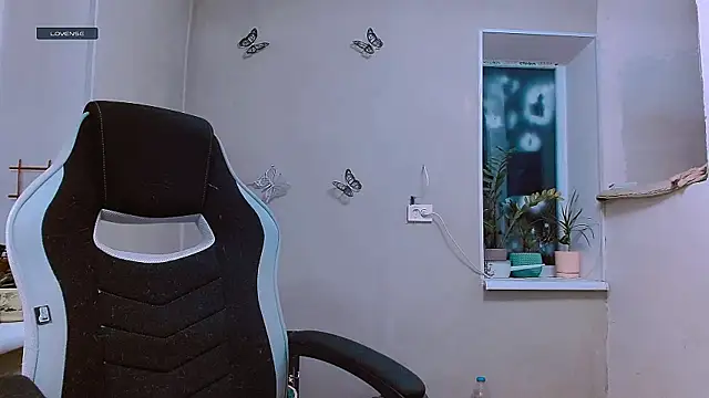 RosaJil online show from January 15, 2026, 3:16 pm