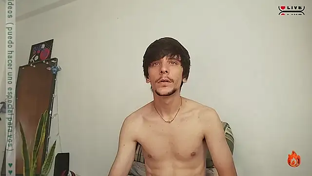 Snapshot of tobix_ chatting on January 20, 2025, 7:35 pm tobix online show from January 20, 2025, 7:35 pm