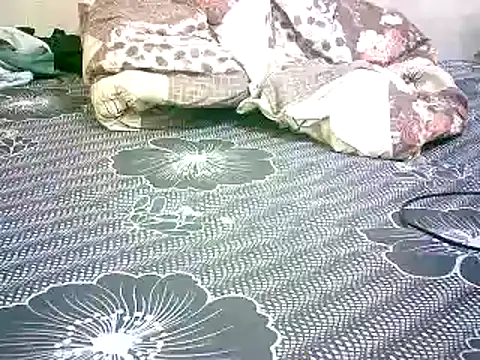 honeypotsweet online show from November 3, 2025, 6:42 pm