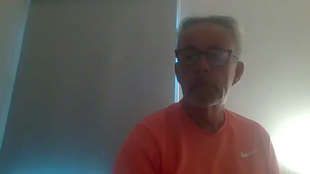 tuggy59 online show from September 19, 2025, 5:09 am