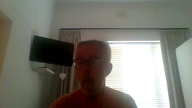 tuggy59 online show from October 9, 2025, 6:44 am