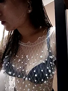 Snapshot of marena_saenz chatting on November 12, 2025, 2:28 pm marena saenz online show from November 12, 2025, 2:28 pm