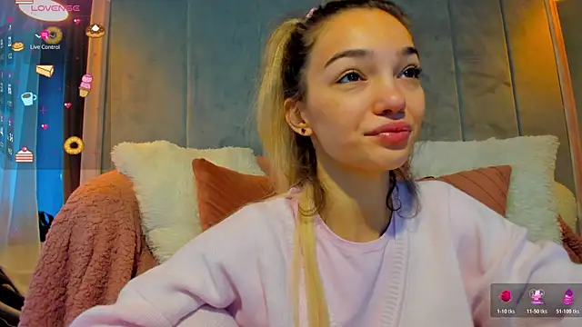 Sassy Teen online show from December 19, 2025, 6:53 am