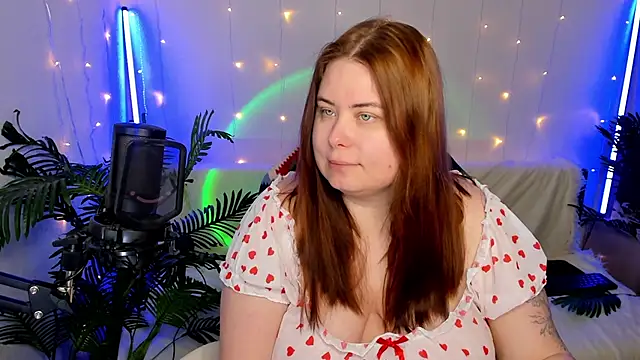 Snapshot of Akemi_BBW chatting on January 11, 2025, 11:02 am Akemi BBW online show from January 11, 2025, 11:02 am