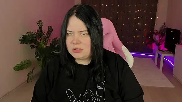 Snapshot of Akemi_BBW chatting on September 30, 2025, 5:18 pm Akemi BBW online show from September 30, 2025, 5:18 pm