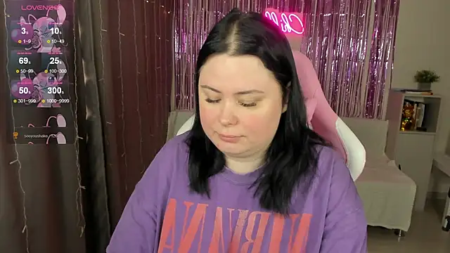 Snapshot of Akemi_BBW chatting on May 5, 2026, 2:03 pm Akemi BBW online show from May 5, 2026, 2:03 pm
