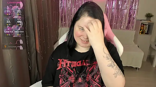 Snapshot of Akemi_BBW chatting on May 7, 2026, 7:58 am Akemi BBW online show from May 7, 2026, 7:58 am