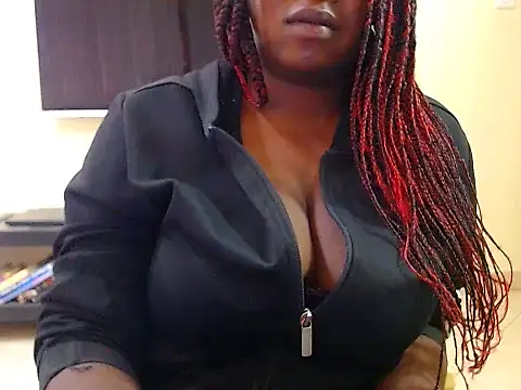 sunnylovexp online show from November 30, 2025, 8:18 am