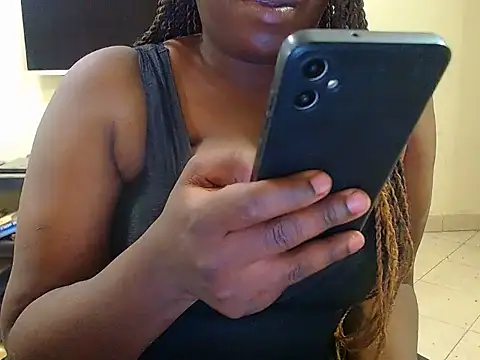 Snapshot of sunnylovexp chatting on February 5, 2026, 6:34 pm sunnylovexp online show from February 5, 2026, 6:34 pm