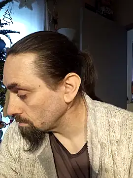 teekoine1 online show from January 8, 2025, 9:00 am