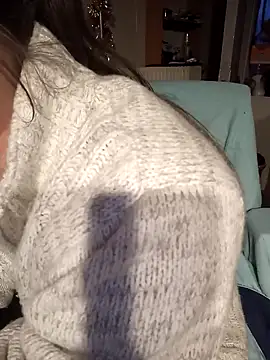 teekoine1 online show from January 11, 2025, 7:28 am