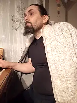 teekoine1 online show from February 7, 2025, 2:40 am