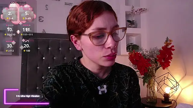 Katy Van online show from December 14, 2025, 9:03 am