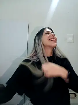 Snapshot of eva-2023 chatting on October 26, 2025, 10:15 pm eva-2023 online show from October 26, 2025, 10:15 pm