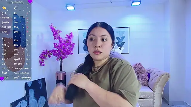 Snapshot of Isa_reel chatting on July 4, 2026, 8:04 pm Isa reel online show from July 4, 2026, 8:04 pm