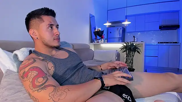 Chriskyle  online show from March 12, 2025, 2:52 am