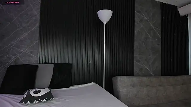 Snapshot of AdammClark1 chatting on November 6, 2025, 10:10 pm AdammClark1 online show from November 6, 2025, 10:10 pm