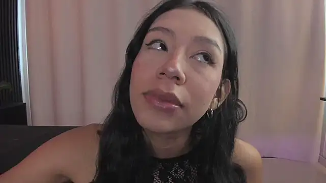 Snapshot of AdammClark1 chatting on November 18, 2025, 9:41 pm AdammClark1 online show from November 18, 2025, 9:41 pm