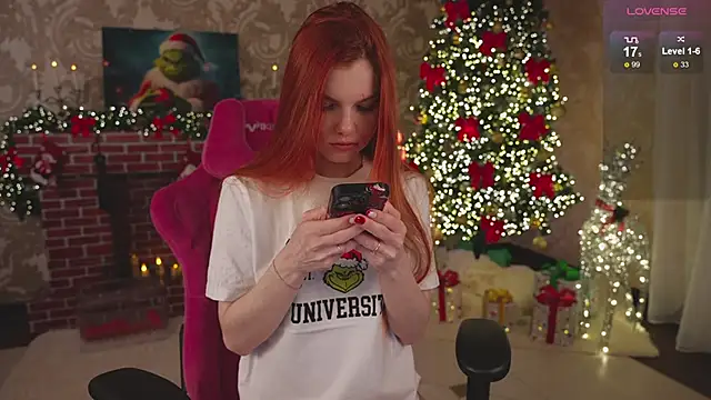 Snapshot of Katy__Ethereal chatting on December 22, 2024, 1:45 am Katy Ethereal online show from December 22, 2024, 1:45 am