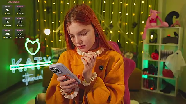 Snapshot of Katy__Ethereal chatting on October 27, 2025, 2:37 am Katy Ethereal online show from October 27, 2025, 2:37 am