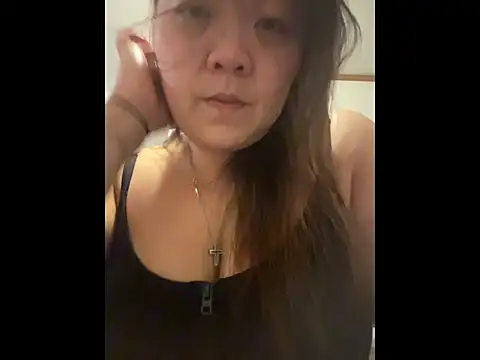 Snapshot of asianmama888 chatting on October 18, 2025, 6:30 pm asianmama888 online show from October 18, 2025, 6:30 pm