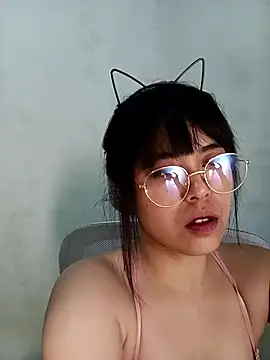 Snapshot of Chall_mee chatting on October 5, 2025, 9:40 am Chall mee online show from October 5, 2025, 9:40 am