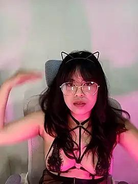 Snapshot of Chall_mee chatting on November 9, 2025, 1:37 am Chall mee online show from November 9, 2025, 1:37 am