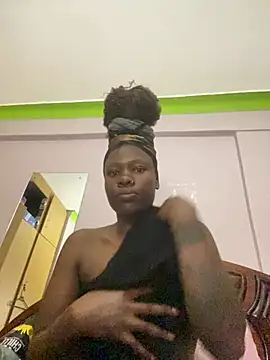 Snapshot of _BLVCKGIRL_SHERIF chatting on July 10, 2026, 9:39 pm BLVCKGIRL SHERIF online show from July 10, 2026, 9:39 pm
