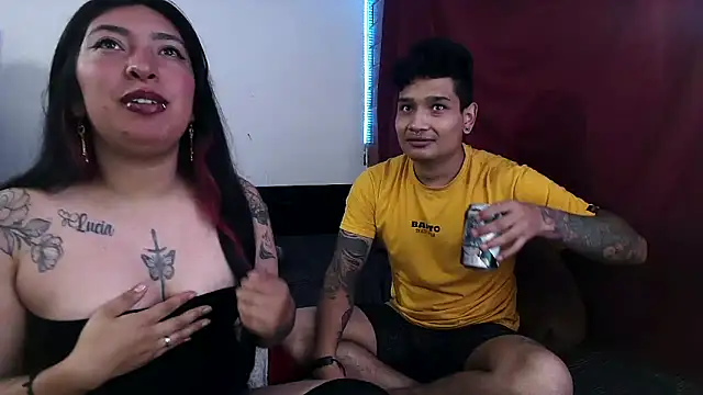 Snapshot of AngelinaPaker chatting on November 1, 2025, 10:06 am AngelinaPaker online show from November 1, 2025, 10:06 am