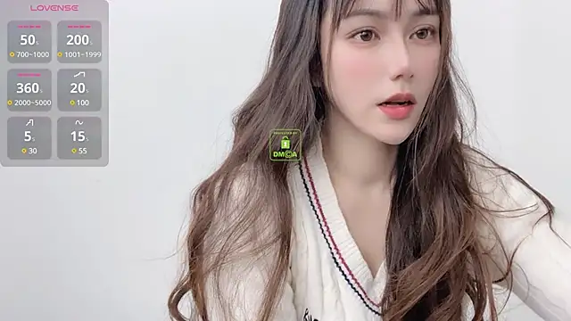 Snapshot of LIsha--170 chatting on February 24, 2025, 8:17 am LIsha--170 online show from February 24, 2025, 8:17 am