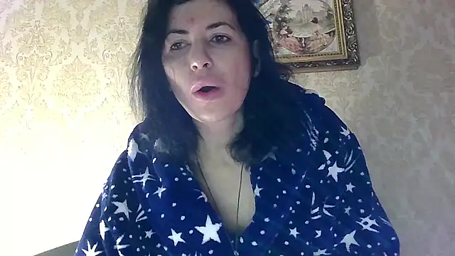 Snapshot of StunnigArt chatting on January 8, 2026, 1:30 am StunnigArt online show from January 8, 2026, 1:30 am