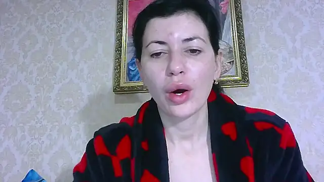 Snapshot of StunnigArt chatting on January 9, 2026, 2:25 am StunnigArt online show from January 9, 2026, 2:25 am