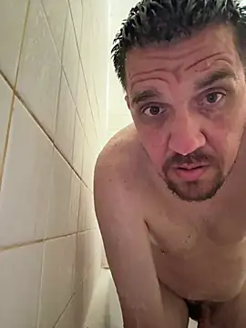 kennyboycum online show from July 9, 2026, 1:09 am