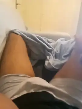 BigY690 online show from February 7, 2025, 11:24 pm