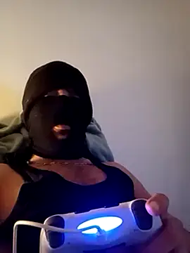 BigY690 online show from February 19, 2025, 11:36 pm