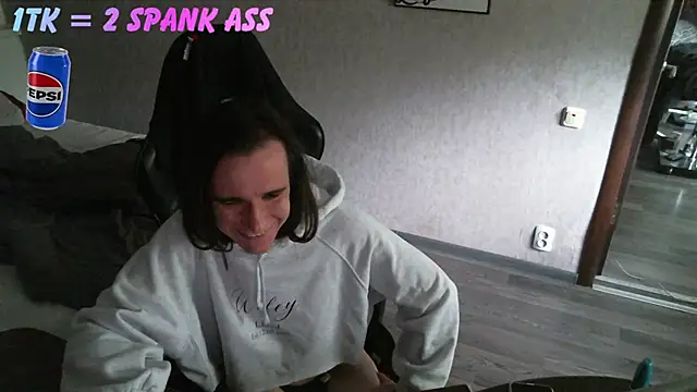 izilizi 23 online show from June 3, 2026, 3:28 pm