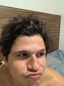 pedrovkr3 online show from January 30, 2025, 12:39 am