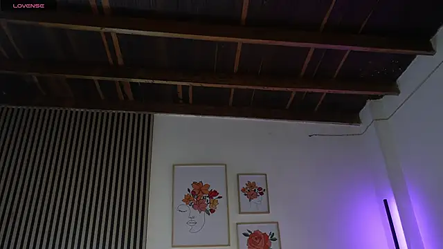 LillyDolls23 online show from April 5, 2026, 1:41 pm