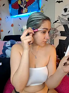 Snapshot of NaomiShimizu chatting on October 23, 2025, 8:40 pm NaomiShimizu online show from October 23, 2025, 8:40 pm