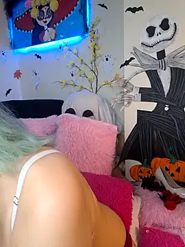 Snapshot of NaomiShimizu chatting on October 29, 2025, 9:38 pm NaomiShimizu online show from October 29, 2025, 9:38 pm