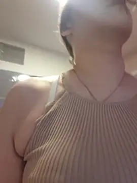 NaomiShimizu online show from April 2, 2026, 7:44 pm