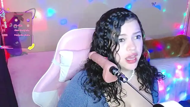 Snapshot of kim_saenz20 chatting on July 2, 2026, 10:38 pm kim saenz20 online show from July 2, 2026, 10:38 pm