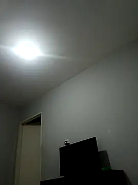 Nicolaskribeiro online show from September 10, 2025, 10:48 am