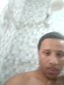 Nicolaskribeiro online show from July 25, 2026, 5:43 pm