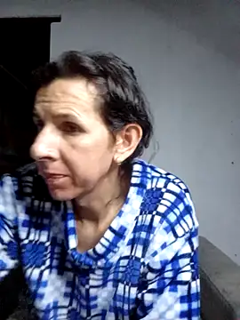 Cameron puppy online show from December 5, 2025, 9:29 am