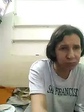 Snapshot of Cameron_puppy chatting on April 3, 2026, 12:19 am Cameron puppy online show from April 3, 2026, 12:19 am