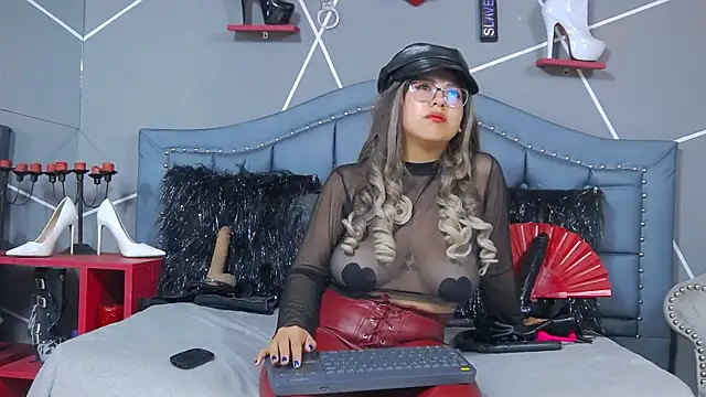 Evangeline online show from February 7, 2025, 6:14 am