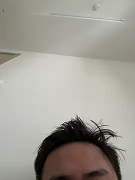 Snapshot of SkinniBoi chatting on May 16, 2026, 8:44 am SkinniBoi online show from May 16, 2026, 8:44 am